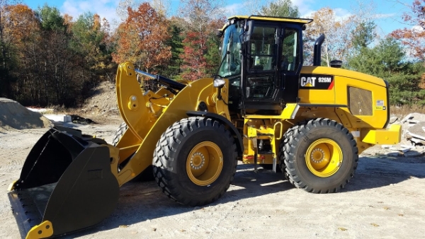 2017 Caterpillar 926M thumbnail 3