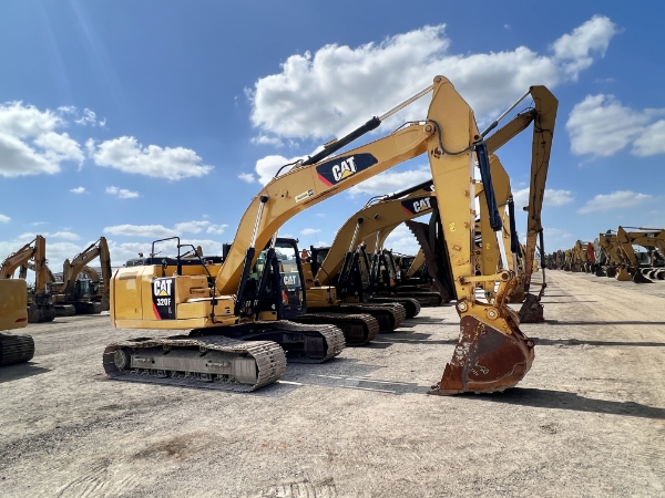 2017 Caterpillar 320F L thumbnail 2