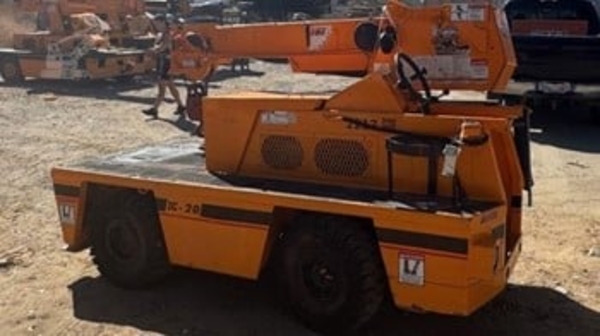 2010 Broderson IC-20-1H - CRANE image 1