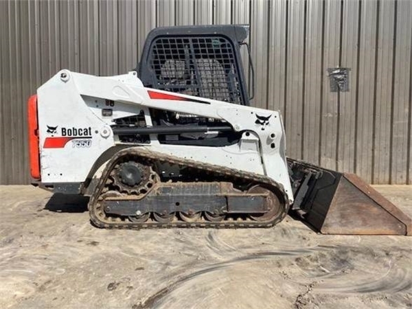 2016 Bobcat T550 thumbnail 3