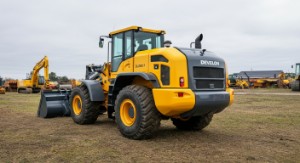 2023 Develon DL250-7 - Image 1