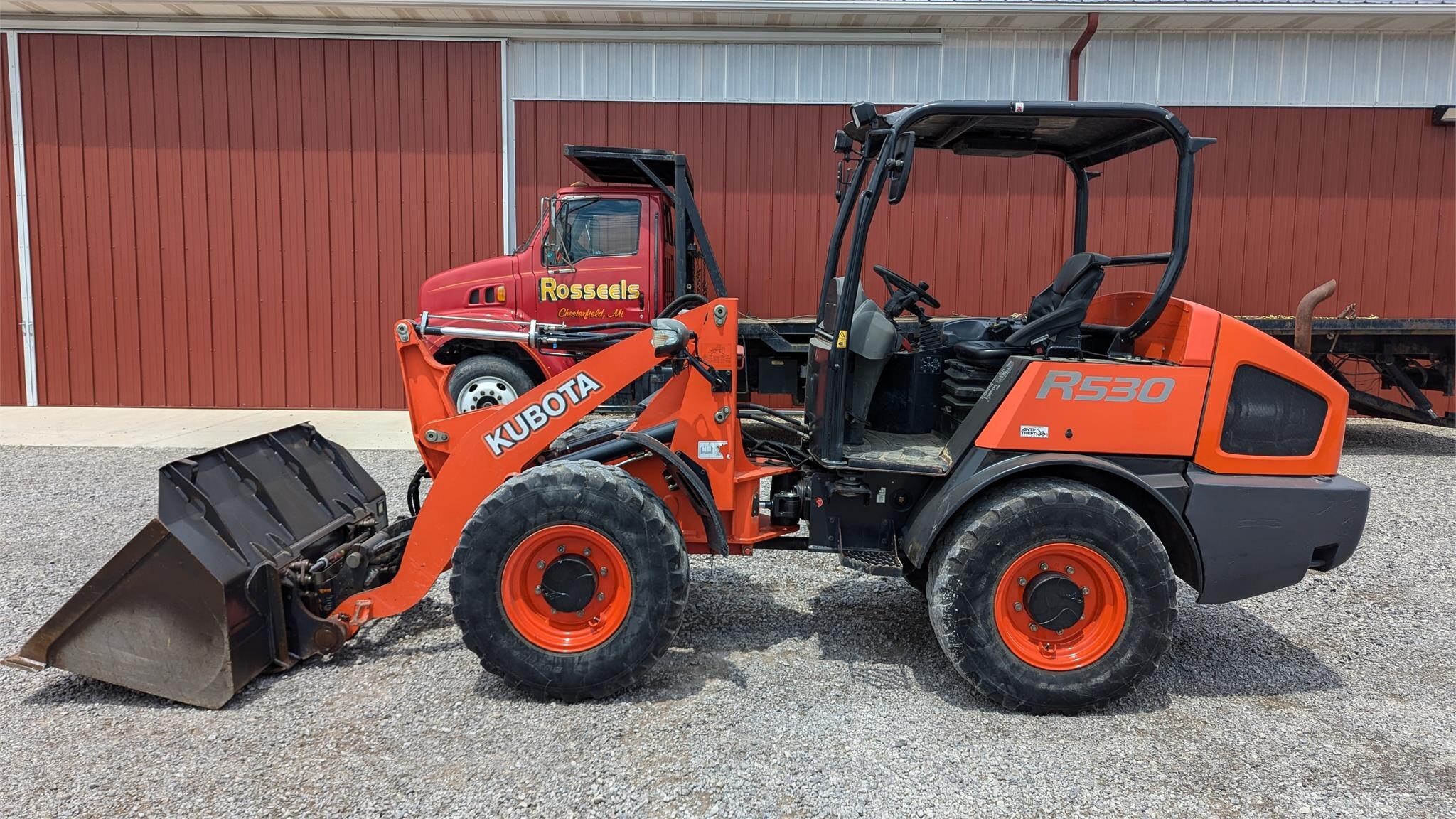 2021 Kubota R530
