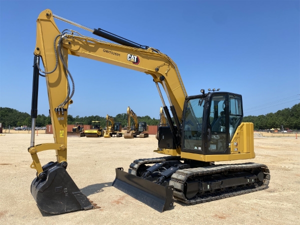 2019 Caterpillar 310 thumbnail 3
