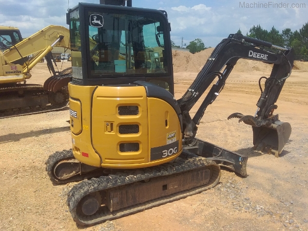 2020 Deere 30G thumbnail 2