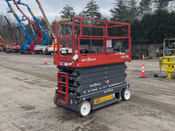 2022 Skyjack SJ4740 thumbnail 2