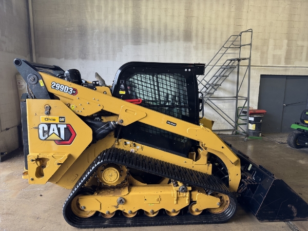 2023 Caterpillar 299D3 thumbnail 3
