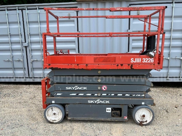 2017 Skyjack SJ3226 - Image 1