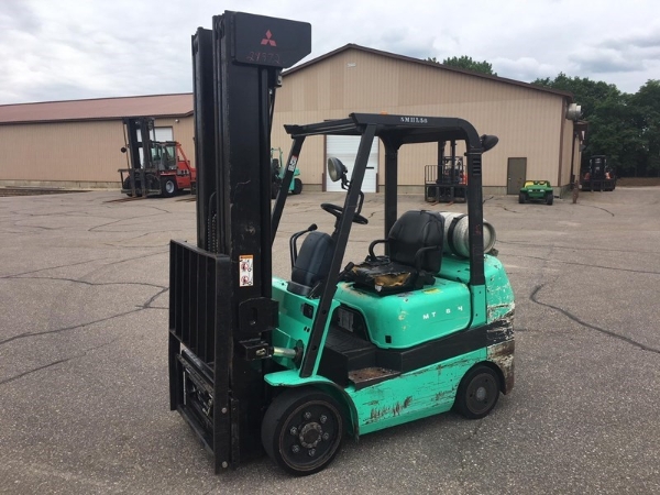 2016 Mitsubishi FGC25 - Forklift image 1
