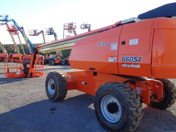 2013 JLG 660SJ - Image 1