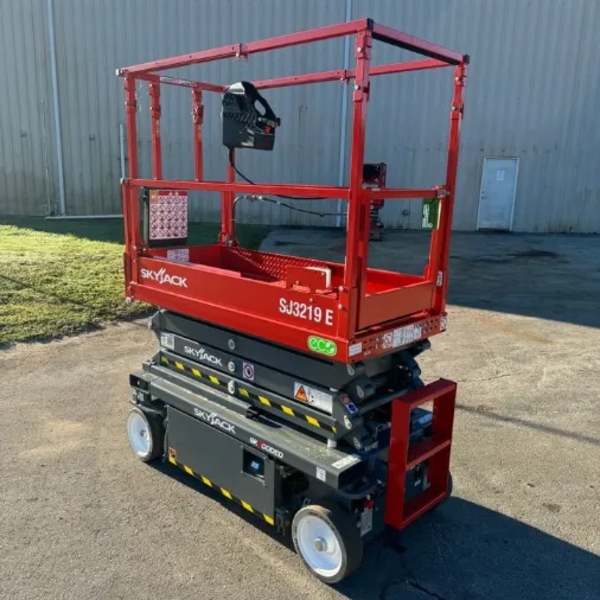 2023 Skyjack SJ3219E - Image 1