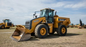 2023 Deere 260E thumbnail 2