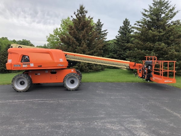 2013 JLG 600S - Image 1