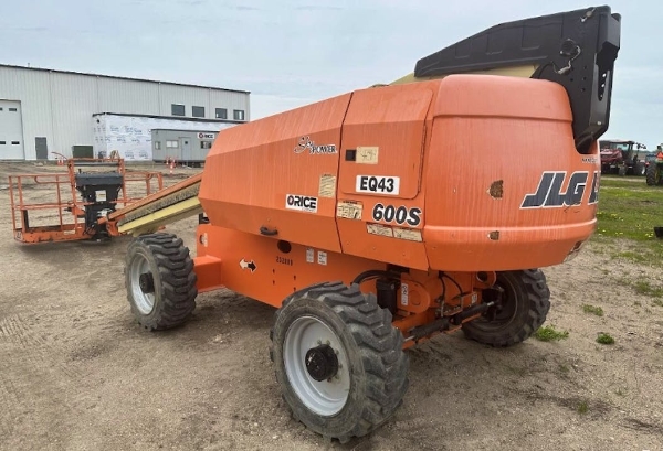 2014 JLG 600S - Image 1