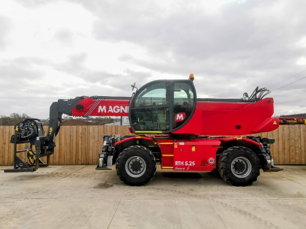 2018 Magni RTH 5.25 - Telehandler image 1