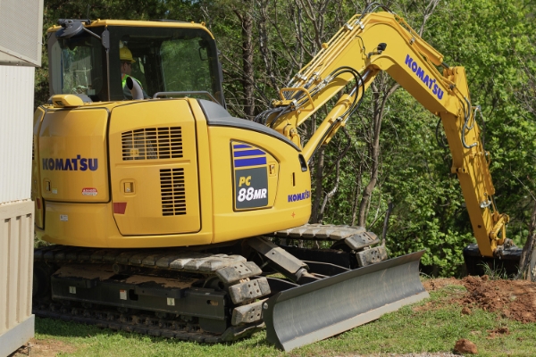 2022 Komatsu PC88MR-10 thumbnail 3