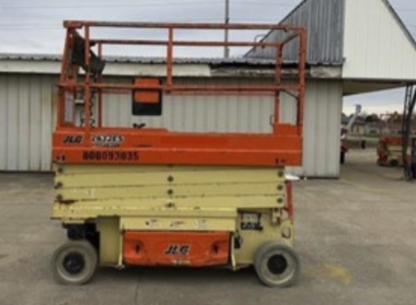 2022 JLG 2632 thumbnail 2