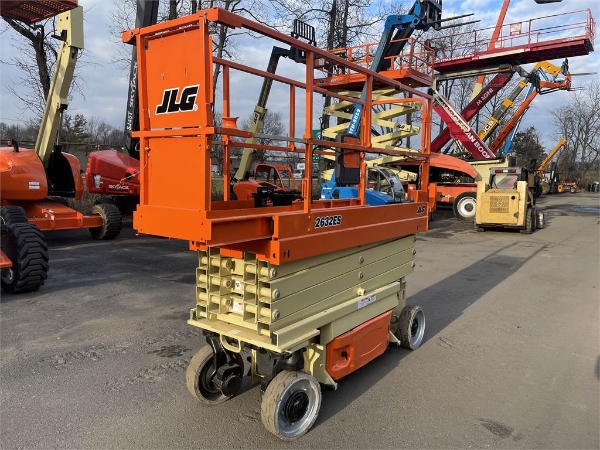 2022 JLG 2632 - Image 1