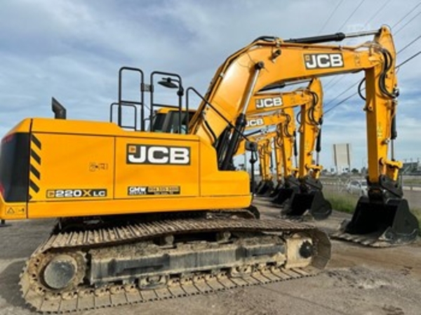 2023 JCB 220X LC thumbnail 3