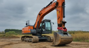 2017 Hitachi ZX135US-6 - Image 1
