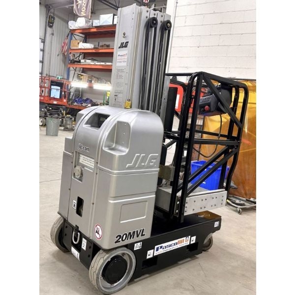 2021 JLG 20MVL thumbnail 3