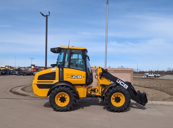 2023 JCB 409 - Image 1