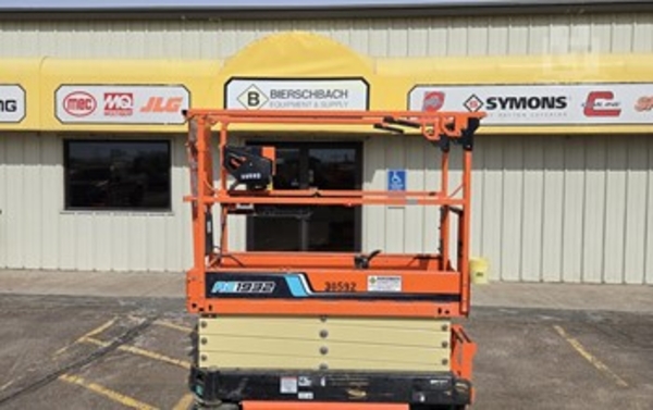 2022 JLG AE1932 - Image 1