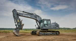 2022 Deere 200 G - Image 1