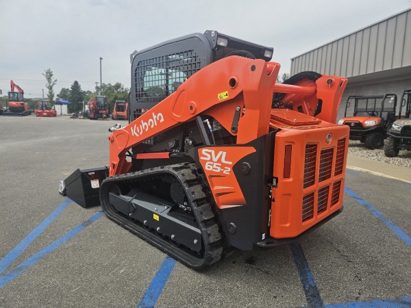 2023 Kubota SVL65-2 thumbnail 2