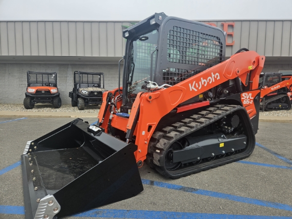 2023 Kubota SVL65-2 thumbnail 3