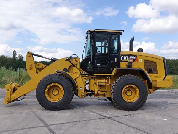 2021 Caterpillar 930M thumbnail 2