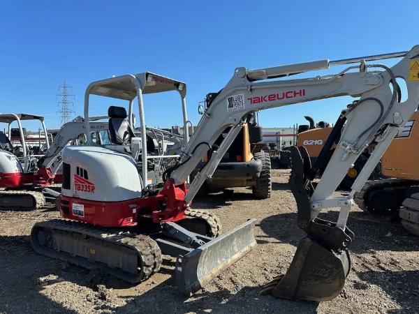 2024 Takeuchi TB335R - Mini Excavator image 1