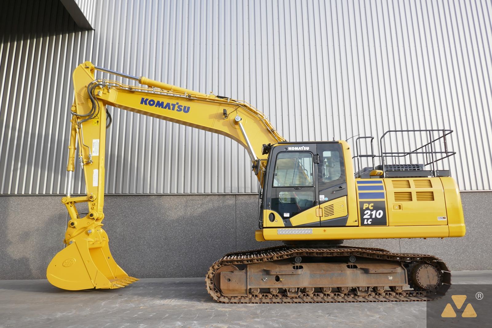 2019 Komatsu PC210LC-11 Excavator in Springville, UT