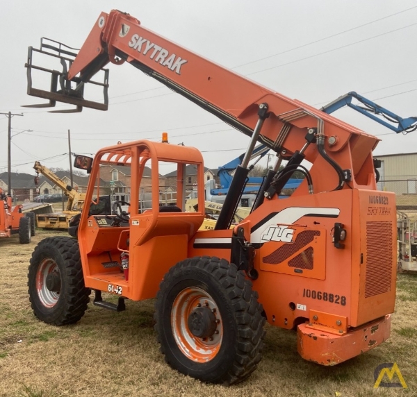 2017 SkyTrak 6042 thumbnail 3