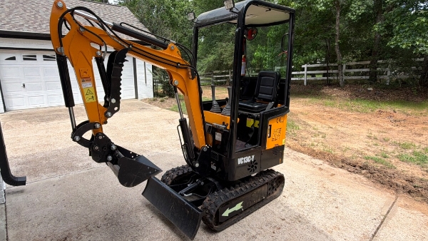 2025 Visec VC13C - Mini Excavator image 1