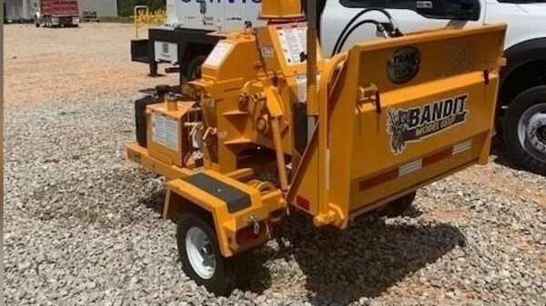 2021 Bandit 65XP - Wood Chipper image 1