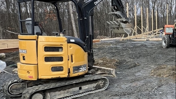 2016 Deere 26G thumbnail 2
