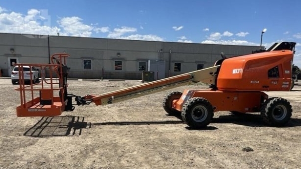 2022 JLG 400S thumbnail 2