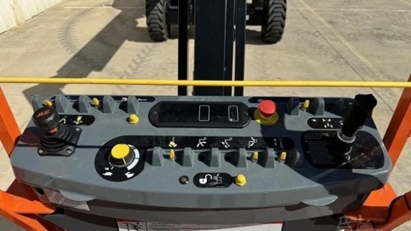 2025 JLG 460SJ - Image 1