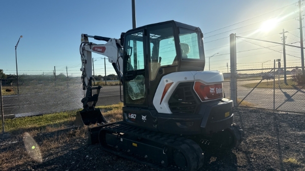 2025 Bobcat E60 thumbnail 2