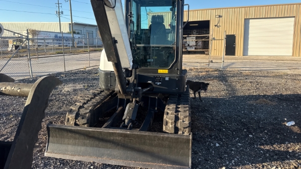 2025 Bobcat E60 thumbnail 6