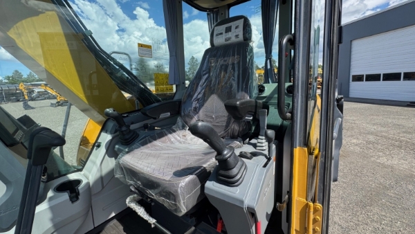 2022 XCMG XE75U thumbnail 3