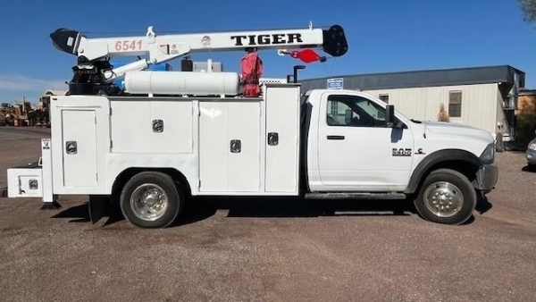2018 Dodge RAM 5500 thumbnail 2