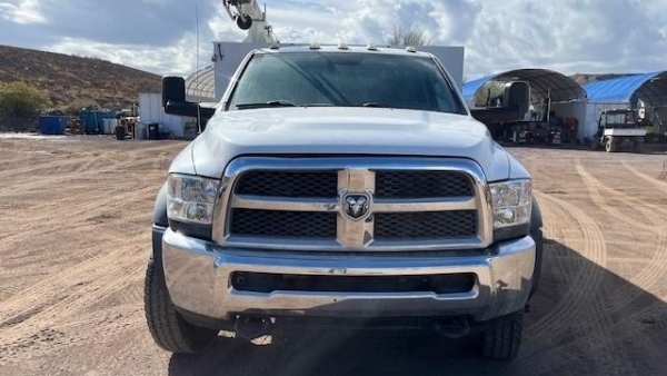 2018 Dodge RAM 5500 thumbnail 3