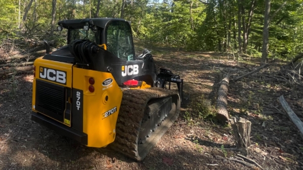 2024 JCB 270T thumbnail 6