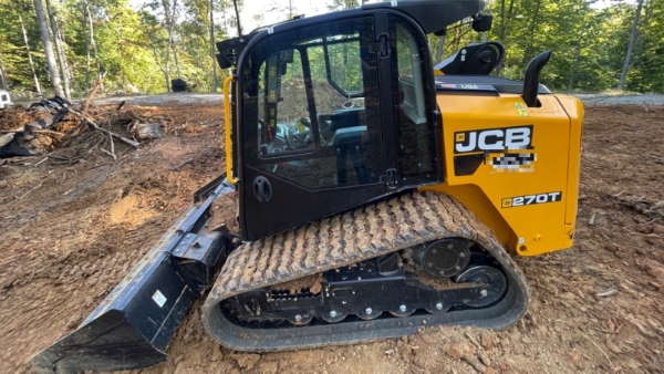 2024 JCB 270T thumbnail 7
