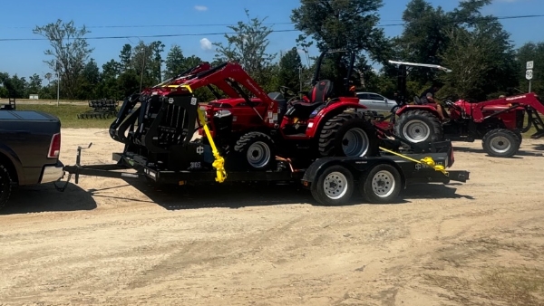 2024 Mahindra 1626 HST OS thumbnail 3