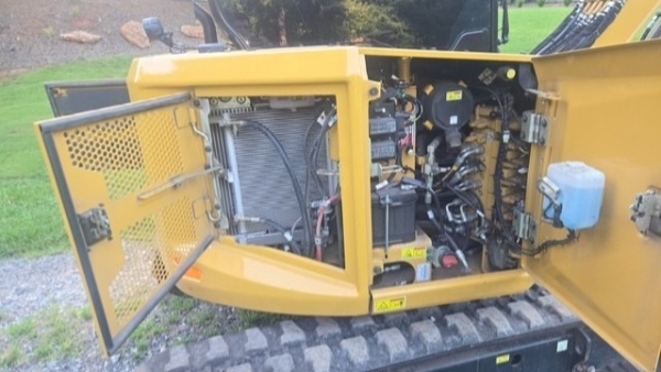 2025 Caterpillar 305 CR thumbnail 6