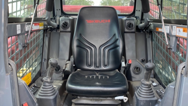 2023 Takeuchi TL12 thumbnail 4
