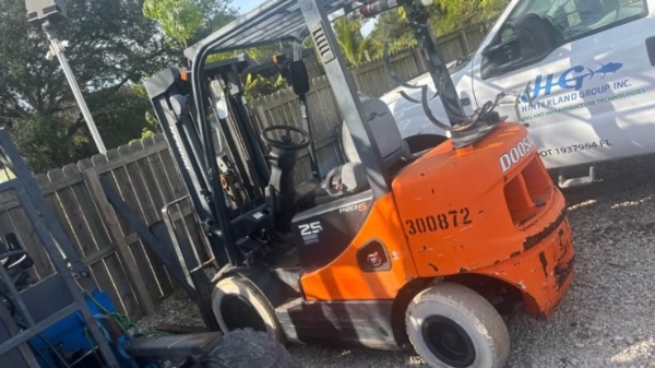 2018 Doosan G25P-5 thumbnail 4