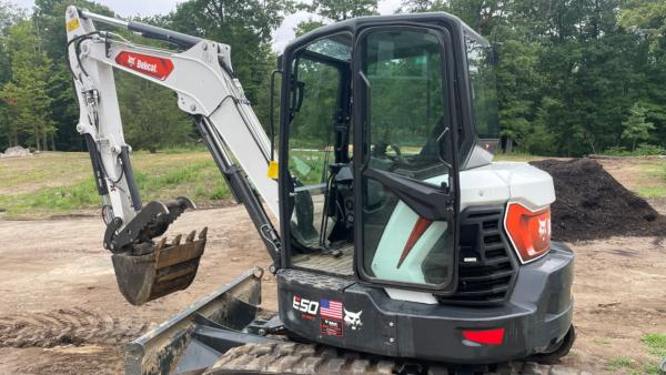 2022 Bobcat E50 thumbnail 2